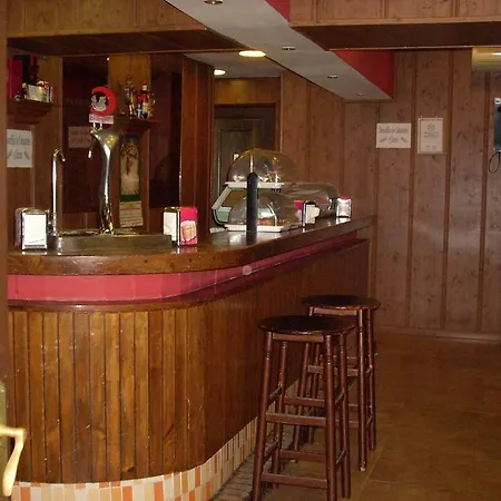 Hotel El Ancla 2*
